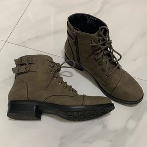 Madden girl Flint Combat Boot